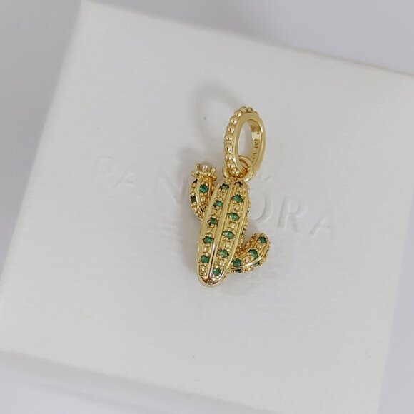 Pandora Sparkling Desert Cactus Pendant 14k Gold-plated - Picture 5 of 6